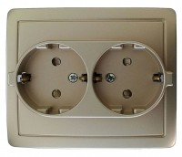 Simon 15 Шампань Розетка 2-ая с/з 2*2Р+Е, с защитными шторками,винт.зажим,16А, 250В 1590451-034 фото