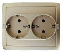 Simon 15 Шампань Розетка 2-ая с/з 2*2Р+Е без шторок, винт.зажим,16А, 250В 1590456-034 фото