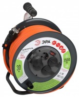 ЭРА Удлинитель силовой RMx-4es-3x2.5-30m-IP44 на металлической катушке с заземлением и выключателем 4 розетки 30м ПВС Б0052920 фото