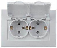 Intro 1-210-01 Розетка 2х2P+E Schuko с крышкой штор., 16А-250В, IP20, СУ, IP44, Plano, белый (10/100/1500) Б0048034 фото