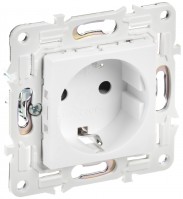 IEK SKANDY Арктический белый Розетка с/з с защитными шторками 16А SK-R04W SK-R14-16-K01 фото