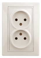 Intro Розетка Plano 1-204-02 без заземления двойная 2х2P, 16А-250В, IP20, СУ, Plano, слоновая кость Б0053905 фото