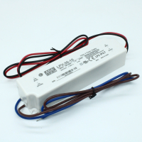 LPV-35-15 AC-DC, 36Вт, IP67, вход 90…264В AC, выход 15В/2,4А, изоляция 3000В AC, в кожухе 148х40х30мм, -30…+75°С Mean Well pe213532 фото
