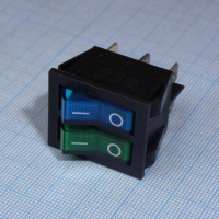 IRS-2101-1B3-G+BL/B Переключатель 2х-клавишный с подсветкой 15A 250VAC прямоугольная кнопка зелёная + синяя Jietong pe154150 фото