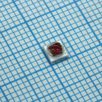 HL-C3535K15R3GA-ZW Светодиод smd 3,45x3,45x2,15мм/ красный/ 660нм/ 70лм (1050мВт, 5.5 umol/s) при 700мА/ 2,4Вт/ 2.2В/ Ifmax=1000мА/ 130° HongLi pe517690 фото