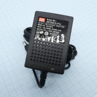 GST25E15-P1J AC-DC, 25Вт, вход 85...264B AC 47...63 Гц,, выход 15B/1.66A, изоляция 3000В AC, 79x54x33мм, -30...+70°С, выходной разъем 11, диам. 5.5х2.1мм Mean Well pe368700 фото