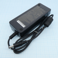 GST40A12-P1J AC-DC, 40Вт, вход 90...264B AC 47...63 Гц, 135...370B DC,  выход 12B/3.34A, изоляция 3000B AC, 125x50x31.5мм, -30...+70°С, , сетевой разъём IEC320-C14, выходной разъем 11, диам. 5.5х2.1мм pe362853 фото