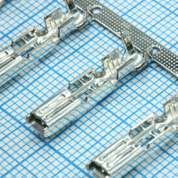 172773-4 Контакт SKT монтаж на кабель 14-20AWG лента на катушке автомобильного применения TE Connectivity pe345708 фото