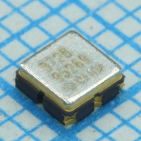 B39921B3728U410 Фильтр 915МГц 50Ом серия B3728 2.2дБ 5В Qualcomm pe551547 фото