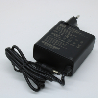 NGE65E05-P1J AC-DC, 30Вт, сетевой адаптер, выход 5В/6А, вход 80...264В AC, 47...63 Гц, изоляция 4000B DC, 2xMOPP, 62x30*x65мм, -30...+70C, евровилка, выходной разъем 11мм, диам. 5.5х2.1мм Mean Well pe789128 фото