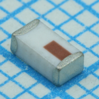 2450AT18B100E ЧИП-антенна -0.5дБи полоса 2500МГц 2-Pin CSMD лента на катушке JOHANSON pe551602 фото