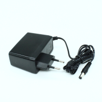 GS15E-4P1J AC-DC, 15Вт, сетевой адаптер, выход 15В/1A, вход 90...264B AC 47...63 Гц, 135...370B DC,  изоляция 3000B AC, 37x71x50мм, 0...+50°С, евровилка, выходной разъем 11мм, диам. 5.5х2.1мм Mean Wel pe150711 фото