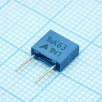 B32529C0102K000 Конденсатор плёночный полиэтилентерефталатный 1000пФ 63В ±10% (7.3х2.5х6.5мм) шаг выводов 5мм 125°С автомобильного применения россыпь TDK-EPCOS pe390648 фото